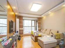 万科长阳半岛云湾家园南北向三居 满五年一套 精装修 集中供暖