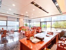 特价!UCC天数码城,豪装办公会所,带400方花园,拎包可用