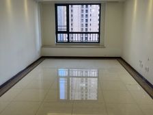 仁恒滨河湾125平大三室着急出售