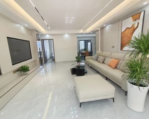 中高楼层 精装三房 拎包入住 业主诚心出售