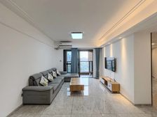 业主急售 万博CBD中心(广地花园)地铁口 送车位 价格可谈