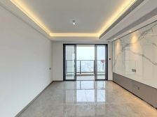 龙湖金地天峯 5室2厅 126.67平