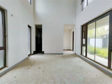 370平 朝南 5室3厅 世茂九溪墅(别墅) 楼层好 视野好