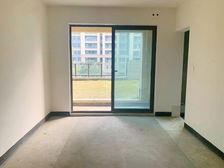 花园洋房真出售丶带100多平大花园!光环旁边丶交通便利!