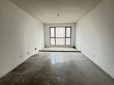 地铁口花城一期小面积低总价全朝南2房,毛坯状态!降价急售!