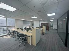 三条地铁可丨地标北方金融丨可拎包办公丨家具齐全可随时看房