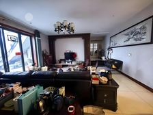 江北区 金地花园顶楼 四房 100万