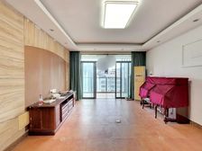 玲珑湾花园三区 经典大三房 中上楼层 视野好 诚心出售