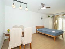 全新精装修,南北两房,1楼带天井,可拎包入住!