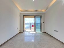 四季花城 4室2厅 106.98平急卖,价格可谈