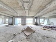 四季花城 4室2厅 175平叠墅,急卖,来电价格有优惠