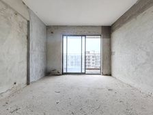 东区捡漏房,越秀星汇品峰 3室2厅 124.61平急售,