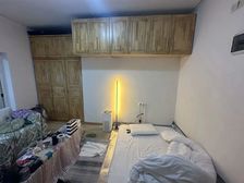 渝中一号桥南向精装小户 满五35平125万