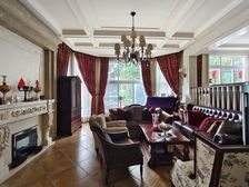 人和 龙湖香樟林五房1480万