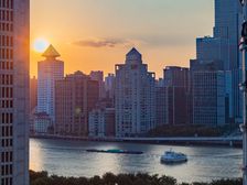 陆家嘴一线江景房,到滨江50米,低调不简单,南北通透