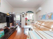 2号线世纪公园口的商品房,总价低,房东急售,价格可谈,看房约