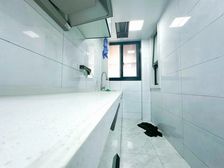 新上! 小区 次新电梯精装两房 景观楼层 带车位