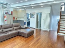 万科高品质小区 西边套带大花园 双车位 3年前装修