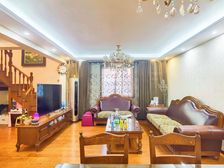 临地铁 得房好 交通便捷 产权清晰 高楼层采光充足