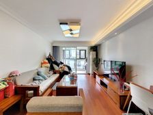 电梯洋房,通车库,满五,自住装修