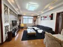 4字开头三中学区胜利路小学精装3楼老证带小房天然气43.8万