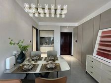 明湖之光 2室2厅1卫 毛坯 69万元 73平米