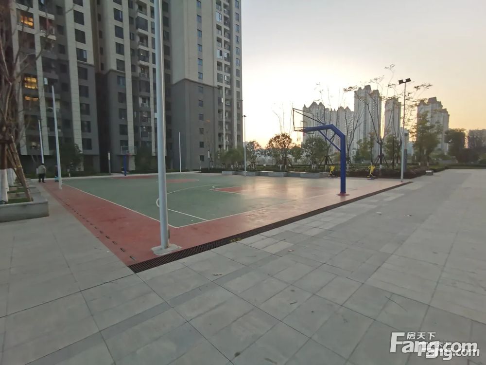 小区相关图