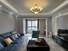 印象誉峰 印象巴厘 新建的一栋 李达在对面 室内装修很新!