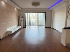 急售!滨江豪园 南北通透大三房 性价比 的一套 证件在手