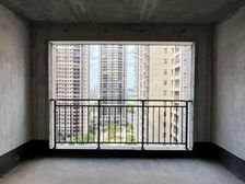 金盘世界城 住宅区 已出证 滨江 京华在家门 家长不送接送