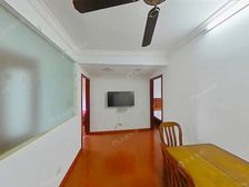 新上低总价两居室 中间楼层 全明格局