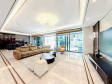 照母山壹号半岛,临湖豪装板式大平层,花400平,装500颗