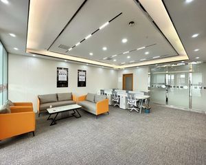 售6800元、骡马市地铁口、近天府广场、精装甲写、宁夏树德旁