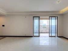 保利林语麓山带全新精装业主没住过-深中出口旁