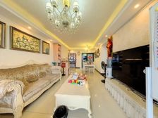 新上!(保养新净,21o)急售!送车位!来电随时看房!!