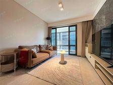 大开间,卫生间全明,品质小区,小区入口附近