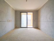 近地铁 双卫生间 商品住宅 正南朝向 小区绿化高 刚需小三居