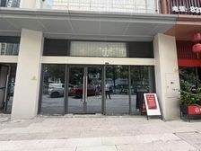 急售!红谷滩万达旁边112平一间单层铺!对面万象天地