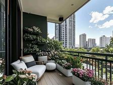 网红桥,南岸公园,顺盈高铁站(全新装修没住过)来电爽快送车位