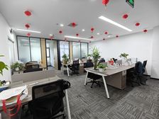 诺德中心装修很好的办公室 带家具 3个16个工位 视野好