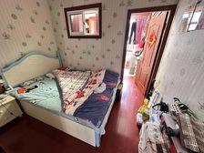 通海一小区双南房间的二室一厅,全明户型中间楼层,满5年出售