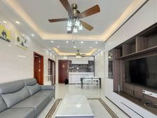 隆生广场东湖九区 瓷砖上墙 装修新保养好 视野开阔 楼下商场