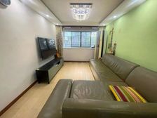 嘉善路地铁口!低于市场价60W!一梯两户 房东出国急卖!全明