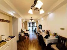 高楼层视野好 产权清晰 正南朝向 带电梯 满五 刚需小三居