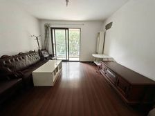 河景,电梯中间楼层急售二天必卖,明珠实验,看房方便有钥匙。