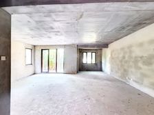 曦城别墅,毛坯,南北向,上下共五层,带花大花园和私家车库