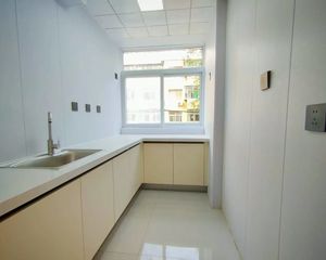 衡水市财政局家属院 71平3居 南向精装修 安静不临街