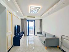 康桥融府带露台的大两房 轻轨一双对面视野开阔