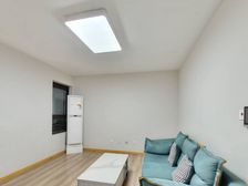 住北龙湖 业主诚售,好楼层,价格可谈,拎包入住 另有车位