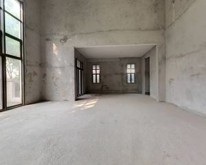 【6】折出售东三环双拼别墅,次新房社区,城市别墅,只有契税。